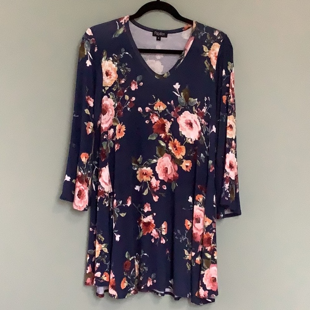 Cute Papillon Tunic Dress with Bell Sleeves Size M